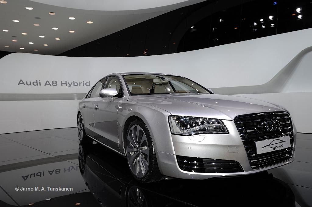 geneva_20100304_103942_Audi_A8_hybrid.jpg